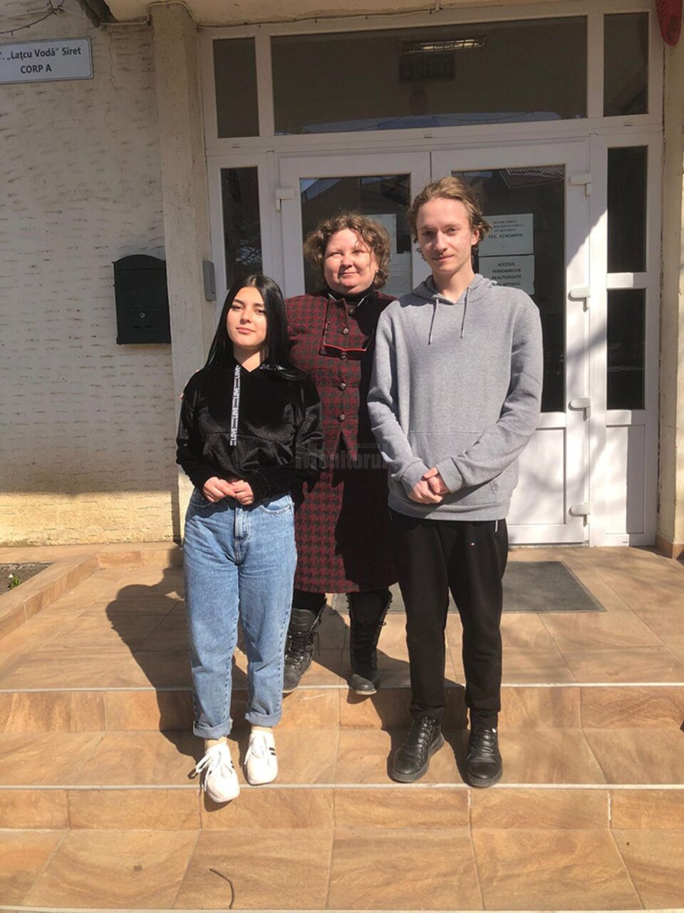Andreea Lenuța Cazac și Ionuț Sebastian Aolăriței au obținut medalie de argint