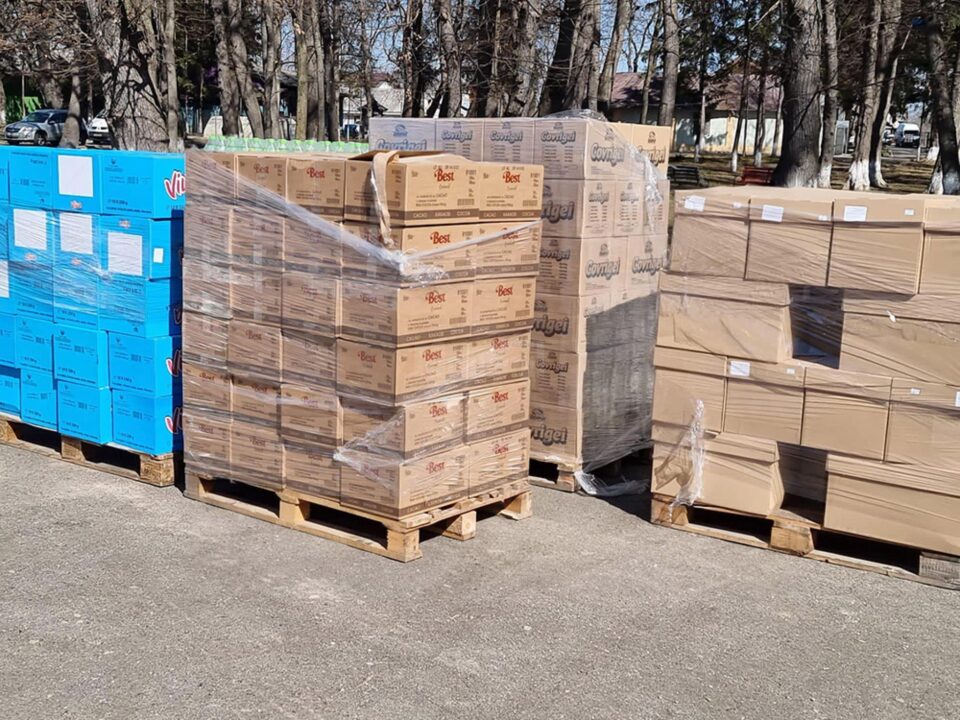 Oamenii de afaceri care au dus ajutoare în Ucraina au sprijinit și mai multe centre din județul Suceava