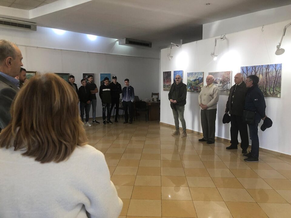 Pictorul rădăuțean Ioan Bodnar a împlinit și vernisat „77 de anotimpuri”