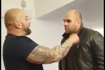 Bogdan Galaton și polițistul Răzvan Bolea