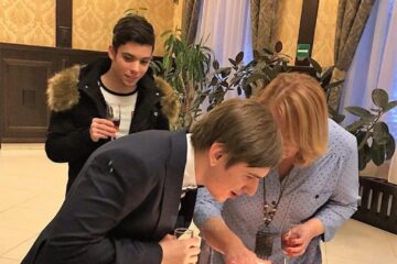 Andrei și Camelia la aniversarea de 18 ani a lui Andrei
