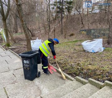 Parcul Șipote și Păduricea Zamca au fost igienizate printr-o acțiune organizată de Primăria Suceava