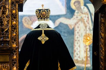 „Ia-ți crucea și urmează-mi Mie” – Exegeză la Evanghelia Duminicii a treia din Post