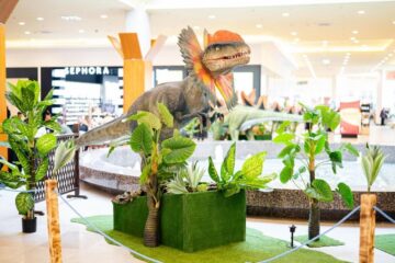 „Lumea Dinozaurilor”
