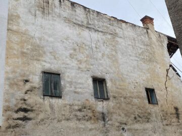 Clădirea de pe str. Mihai Eminescu. Foto: Radio Dorna