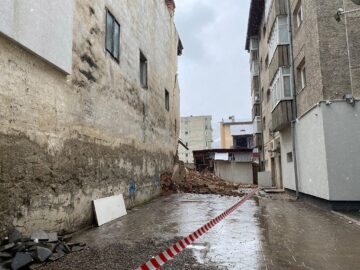 Clădirea de pe str. Mihai Eminescu. Foto: Radio Dorna