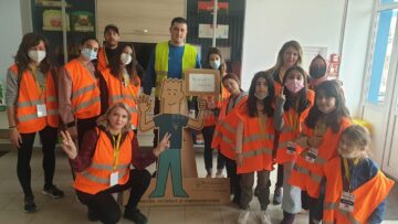 Elevi și profesori din Turcia, Spania, Italia și Grecia la Școala Gimnazială Nr. 4 Suceava, într-o experiență de mobilitate Erasmus+, în proiectul „Recycle Today For A Better Tomorrow”