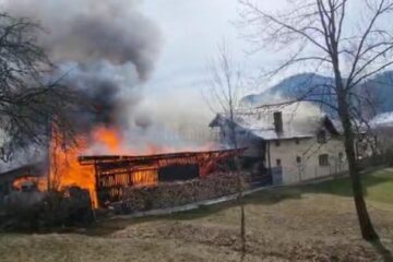 Pagube de 150.000 de lei în urma unui incendiu la Sadova