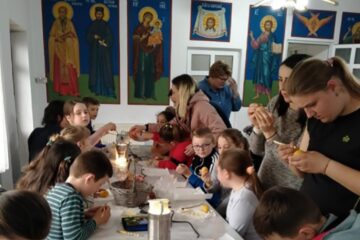 Atelier de încondeiat ouă la Parohia „Sfântul Prooroc Ilie” – Fălticeni