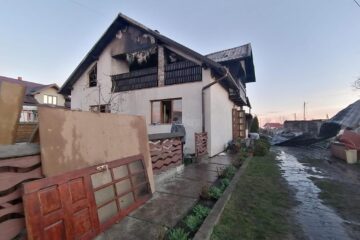 Casa a fost în parte salvată