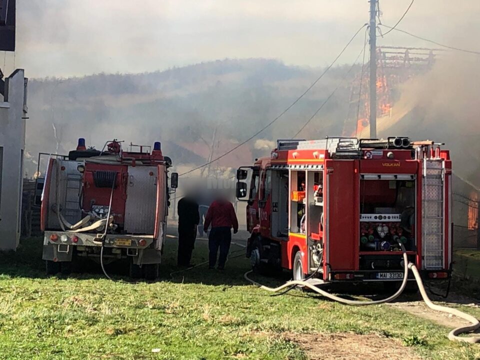 Incendiu de proporții la Straja