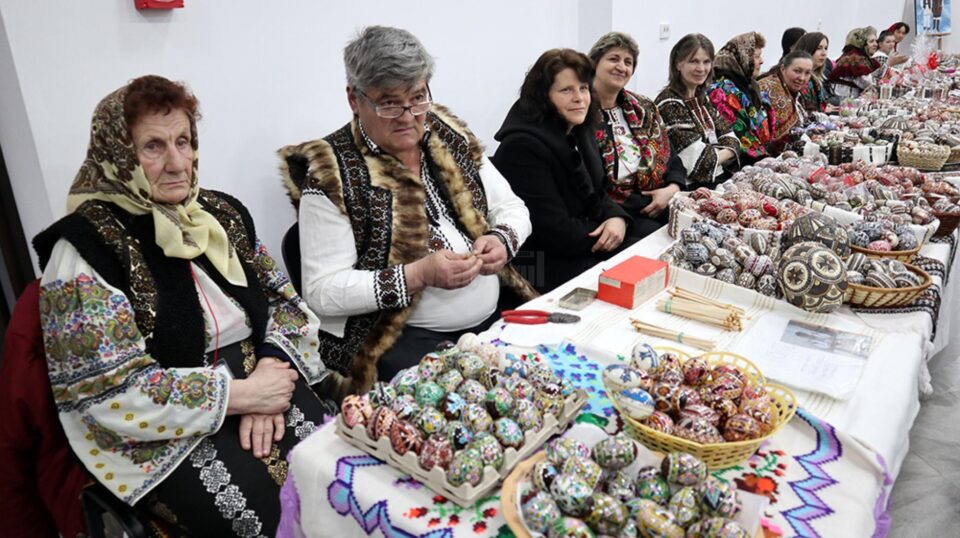 Festivalul Național al Ouălor Încondeiate