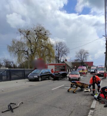 O persoană a murit, iar alte două sunt rănite grav, într-un accident la Rădăuți