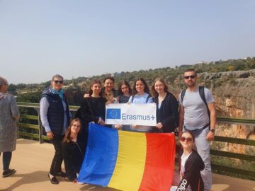 Elevi și profesori de la Școala „Bogdan Vodă” Rădăuți, în vizită la o școală parteneră din Turcia