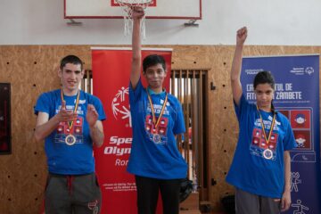 „Campionatul de Fitness și Zâmbete” pentru copii și tineri cu și fără dizabilități intelectuale, la Gura Humorului