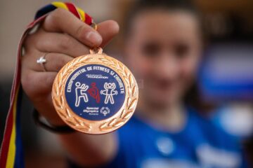 „Campionatul de Fitness și Zâmbete” pentru copii și tineri cu și fără dizabilități intelectuale, la Gura Humorului