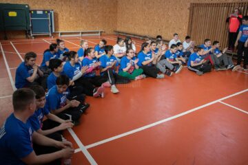„Campionatul de Fitness și Zâmbete” pentru copii și tineri cu și fără dizabilități intelectuale, la Gura Humorului