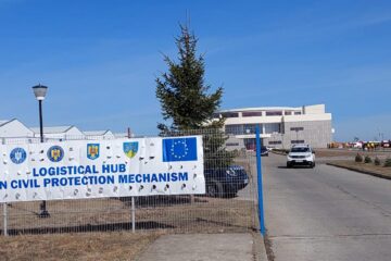 Un al doilea convoi francez de vehicule de intervenție și materiale medicale pentru Ucraina sosește în Suceava luni
