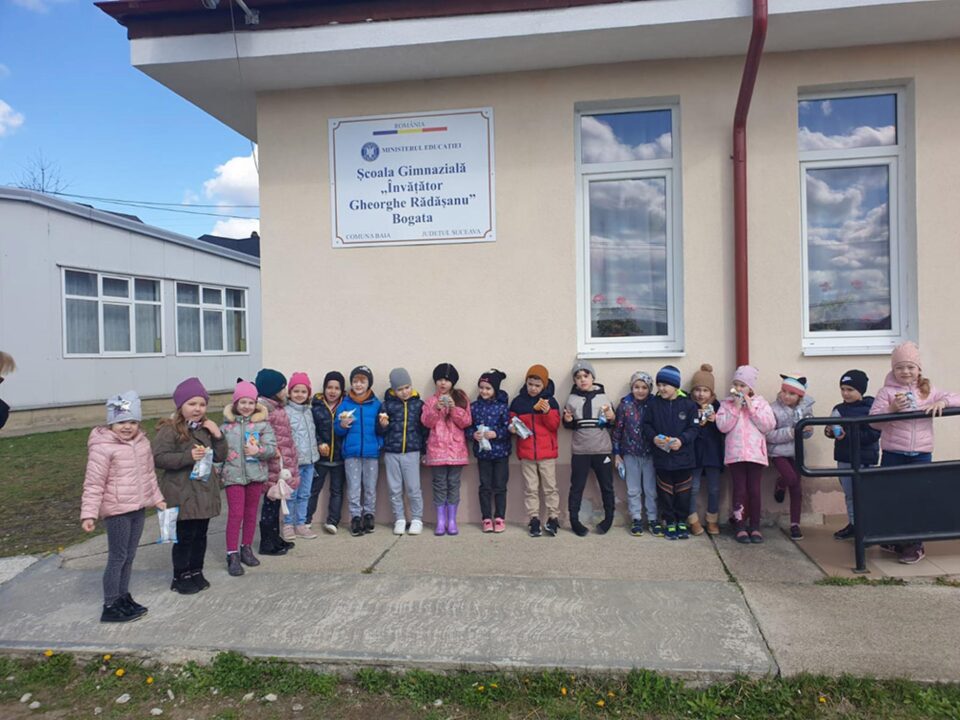 Stimularea și dezvoltarea comunicării și relaționării între preșcolarii din Fălticeni și Bogata
