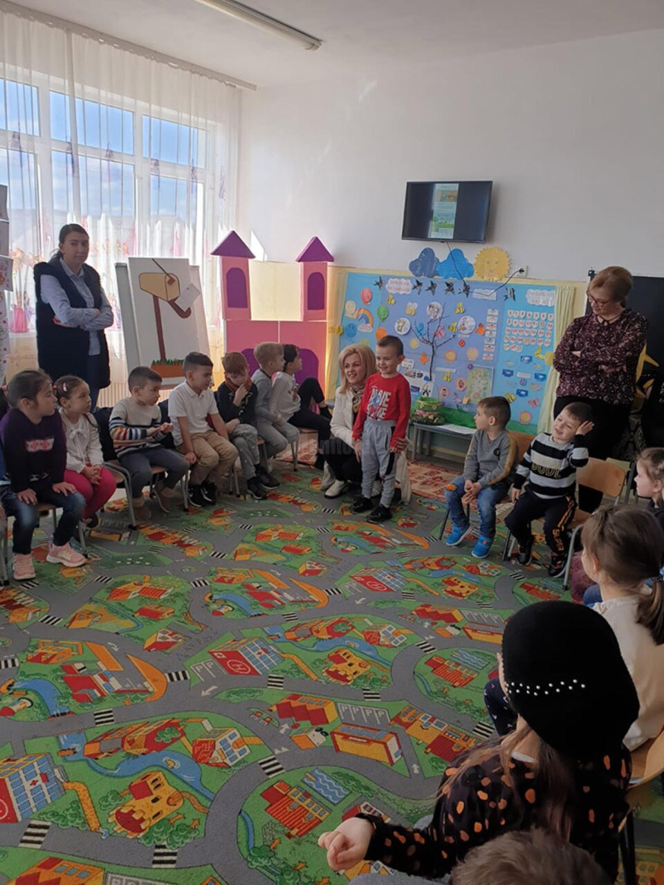 Stimularea și dezvoltarea comunicării și relaționării între preșcolarii din Fălticeni și Bogata