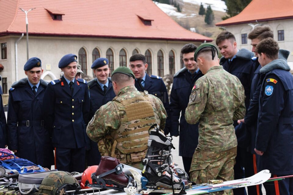 Consiliere și orientare pentru carieră, activitate organizată pentru elevii Colegiului Național Militar „Ștefan cel Mare