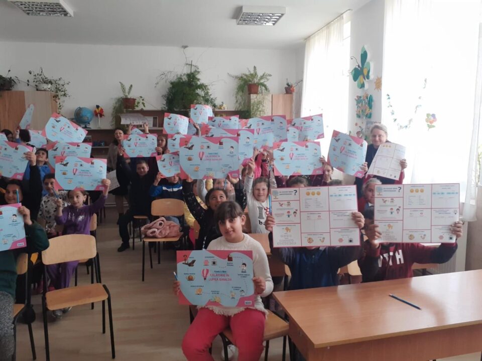 Educație fianciară pentru elevii din județ