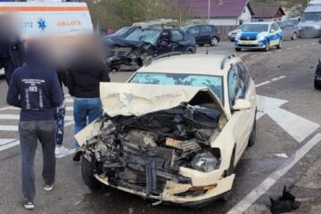 Accident cu patru victime, la Dărmănești