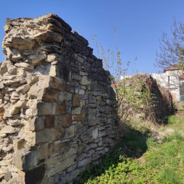 Ruinele Curții Domnești, deloc puse în valoare