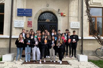 Activități de promovare a lecturii la Colegiul „Eudoxiu Hurmuzachi” și la Școala „Bogdan Vodă” Rădăuți