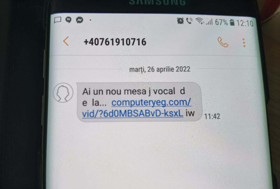 Atac cibernetic prin SMS