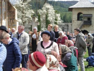 Hram la Voroneț, în a treia zi după Învierea Domnului