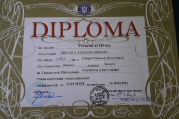 Premiul al III-lea la Olimpiada de Chimie pentru un elev de la Colegiul „Petru Rareș” Suceava