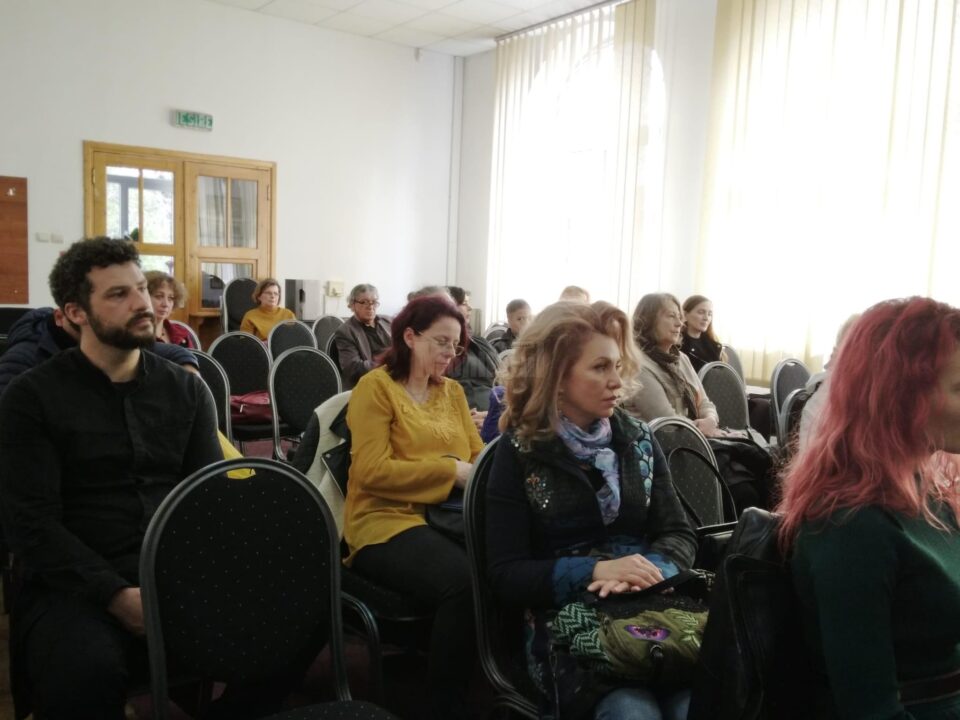 „Viețile Pictorilor” de Constantin Severin, o carte autoportret, lansată la la Biblioteca Bucovinei