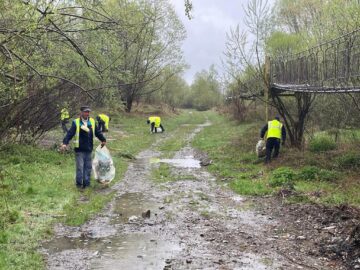 Peste 11.000 kg deșeuri adunate până acum în cadrul campaniei „Curățăm România”
