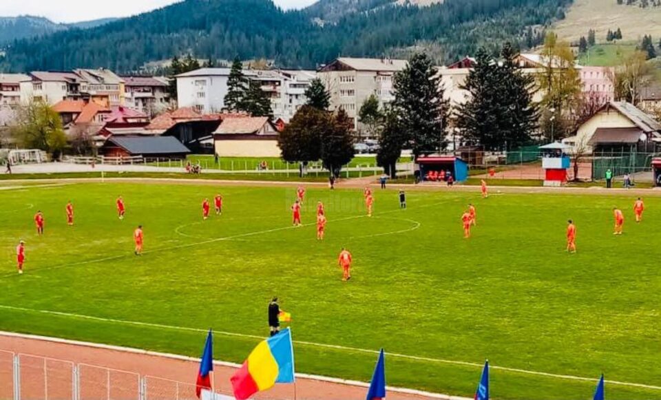 Rarau Câmpulung s-a impus in partida cu Victoria Vatra Moldovitei