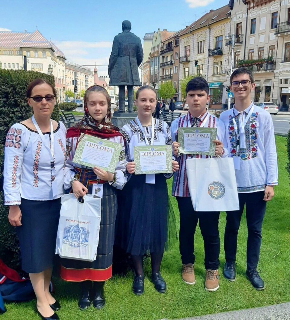 Elevi suceveni, premiați la Olimpiada națională de religie, cultul ortodox
