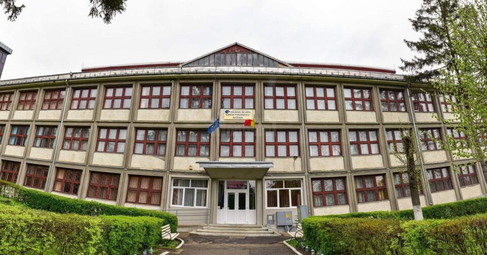 Premii și mențiuni pentru elevii Colegiului de Artă Suceava, la olimpiadele naționale de profil