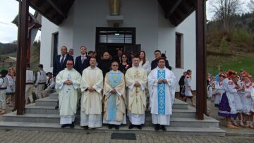 Zi de sărbătoare la Poiana Micului
