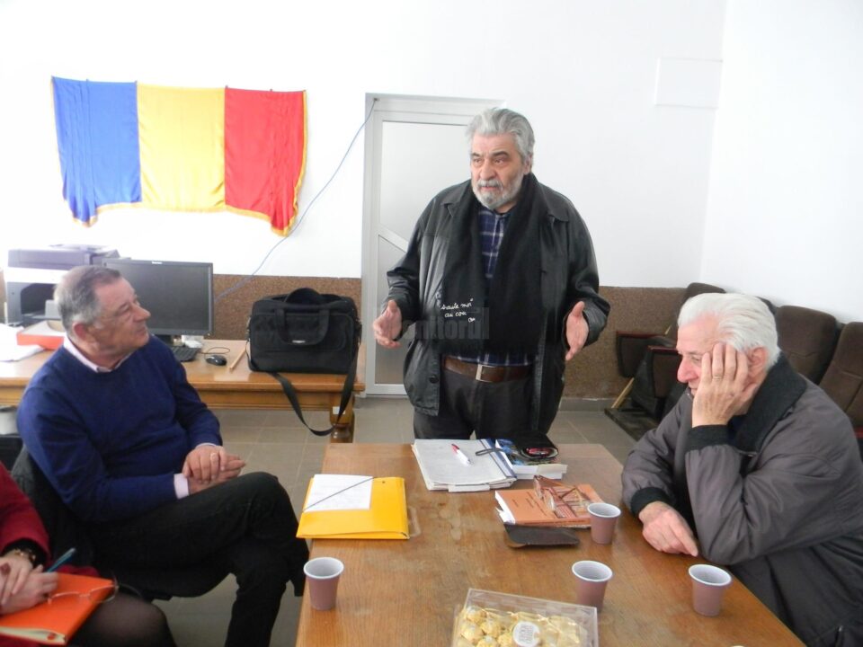 La ceasul fast al reluării activității cenaclului „Nectarie”