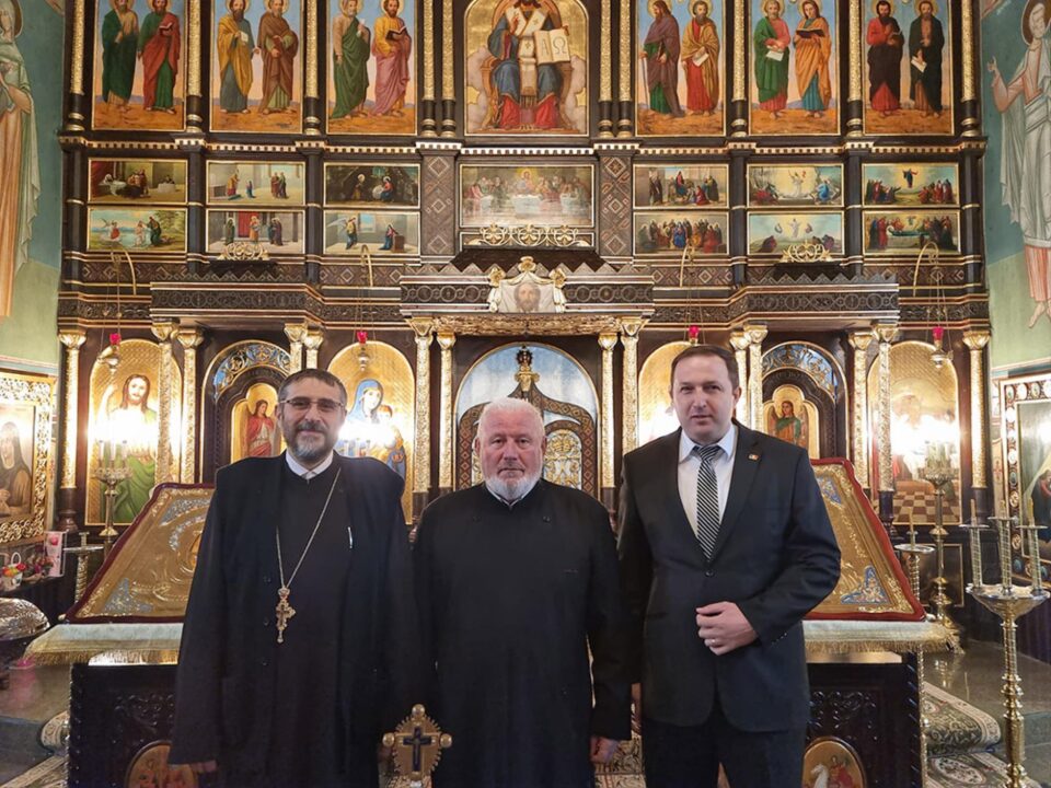 Șef de ocol silvic din cadrul RNP, ales membru mirean în Adunarea Eparhială a Sucevei și Rădăuților, la Câmpulung Moldovenesc Șef de ocol silvic din cadrul RNP, ales membru mirean în Adunarea Eparhială a Sucevei și Rădăuților, la Câmpulung Moldovenesc