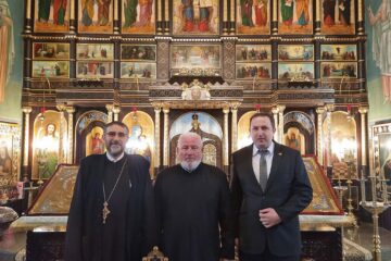 Șef de ocol silvic din cadrul RNP, ales membru mirean în Adunarea Eparhială a Sucevei și Rădăuților, la Câmpulung Moldovenesc