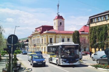 Primăria Gura Humorului a achiziționat mai multe autobuze electrice