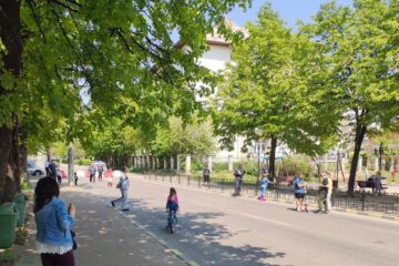 Strada Calea Burdujeni, din zona Parcului Copilului, redevine pietonală în fiecare duminică