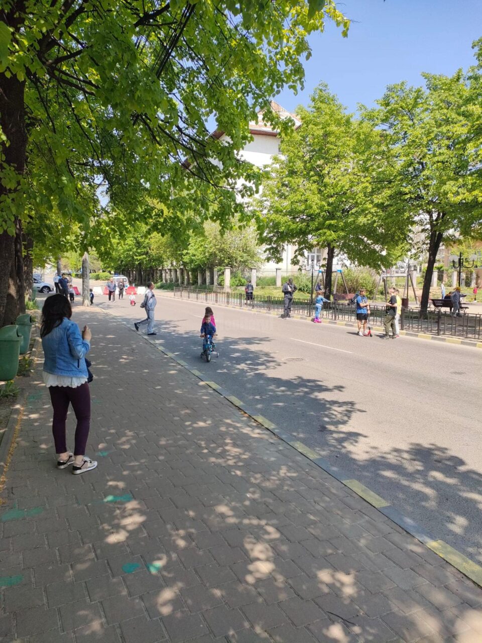 Strada Calea Burdujeni, din zona Parcului Copilului, redevine pietonală în fiecare duminică