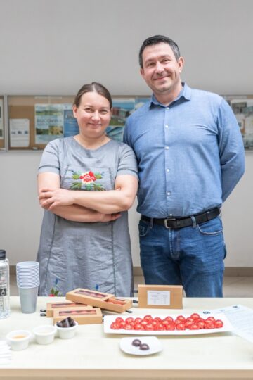 Produsele vegane, cele cu făină din greieri și combinațiile de ingrediente tradiționale și exotice, premiate la Food Fest, la USV