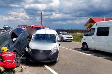 Carambolul cu trei mașini de la Ilișești