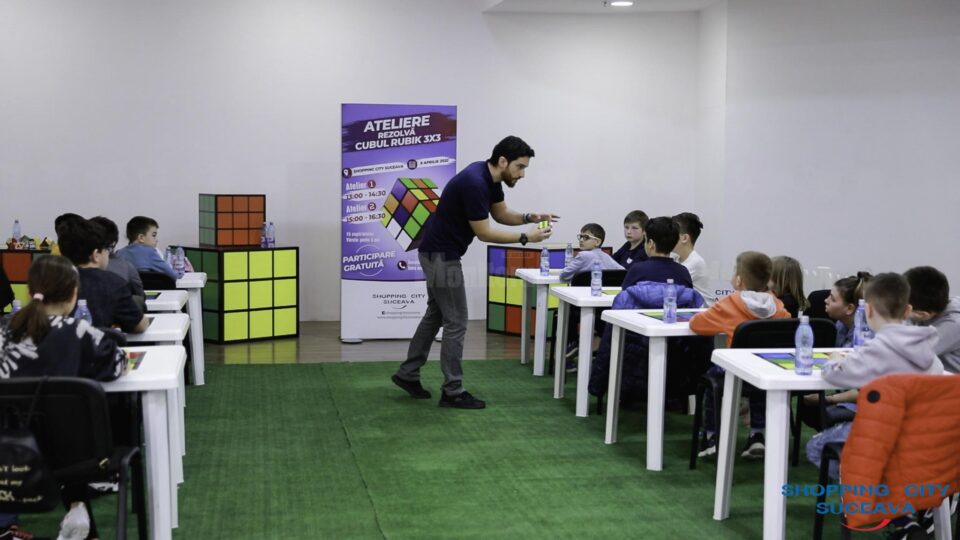 Ateliere de cub Rubik 3x3, la Shopping City Suceava
