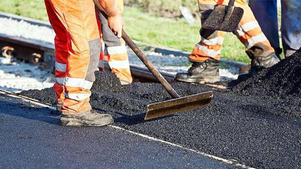 Explozia prețurilor și lipsa forței de muncă bagă în ceață programul de asfaltare a străzilor din Suceava Explozia prețurilor și lipsa forței de muncă bagă în ceață programul de asfaltare a străzilor din Suceava