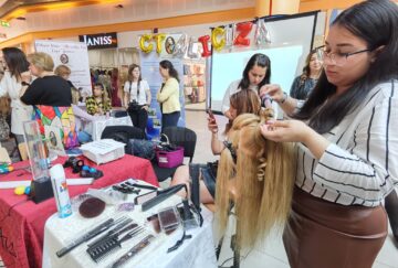 Sute de participanți la Târgul Ofertelor Educaționale, organizat la Shopping City Suceava