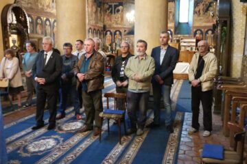 Slujbă de pomenire a unor personalități din presa suceveană, la Biserica Mirăuți 1
